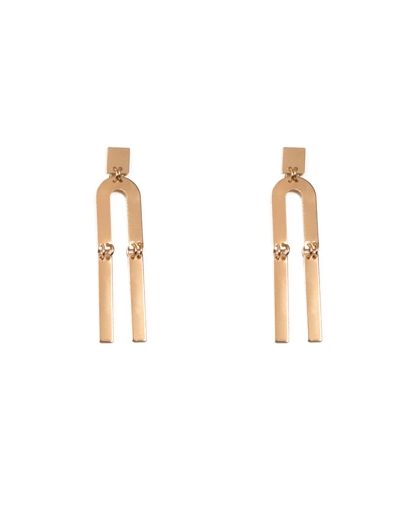 Gold Tone Linking Metal Disk Earrings